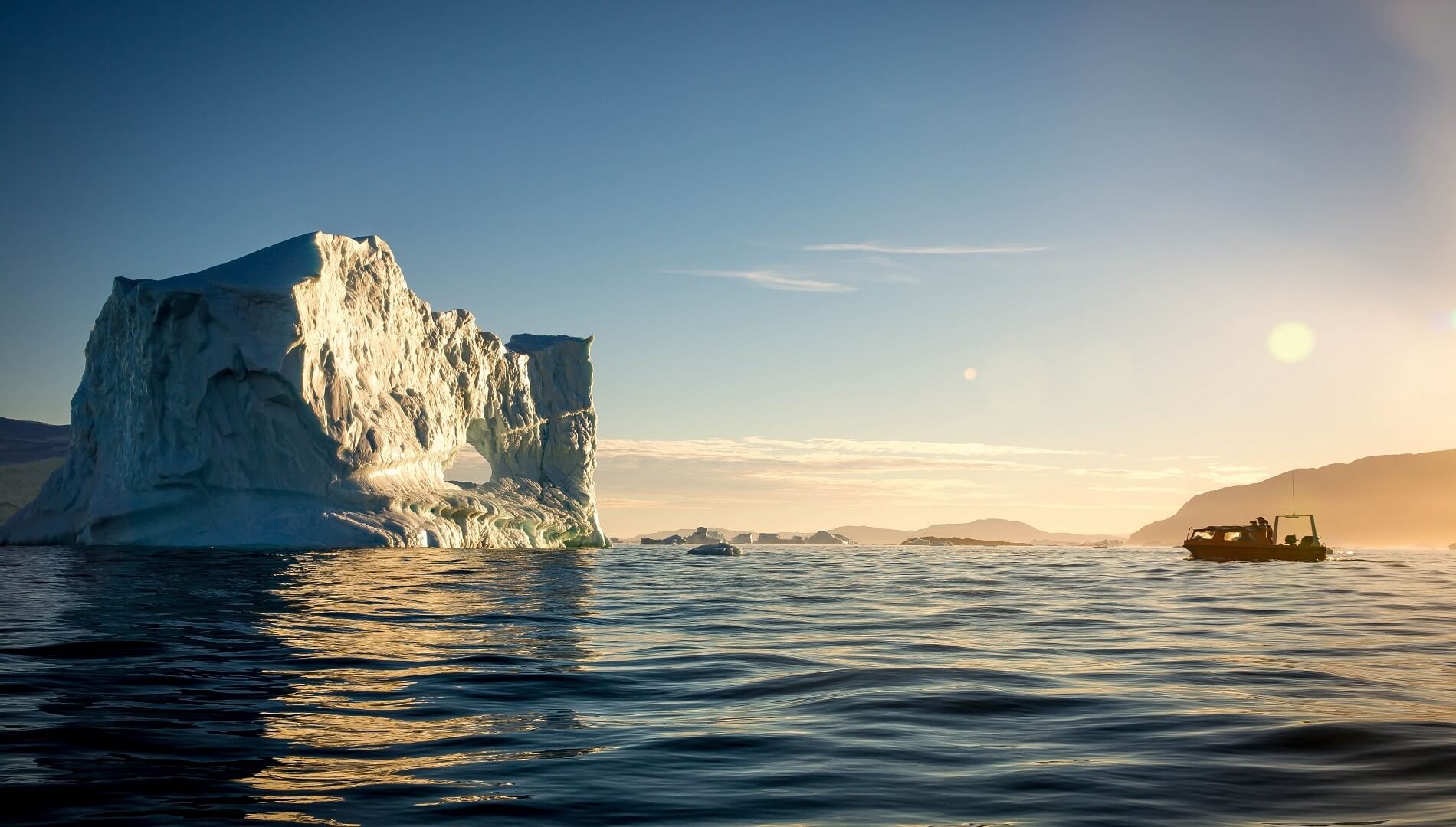 Arktis Tours Von Narsarsuaq nach Tasiilaq – Heiße Quellen und Eisberge