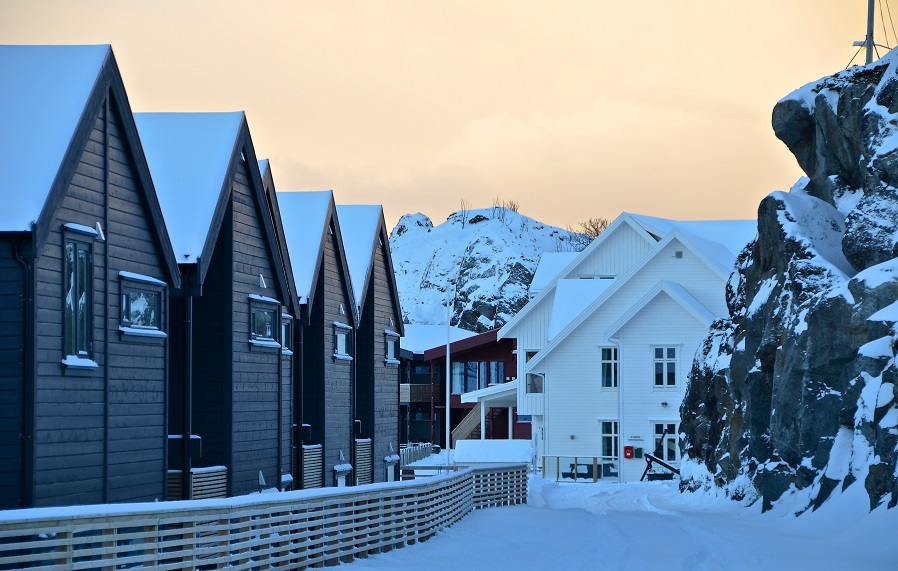 ©Hamn i Senja Arktis Tours Polarlichter an Norwegens Küsten – Tromsø & Senja
