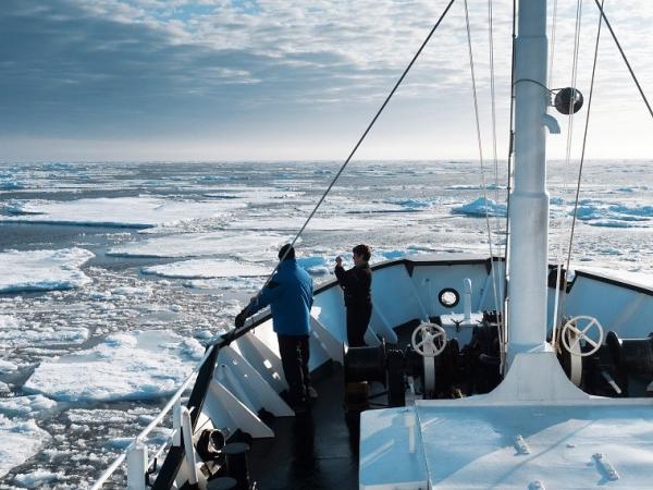 Arktis Tours - MS Stockholm Expedition Spitzbergen