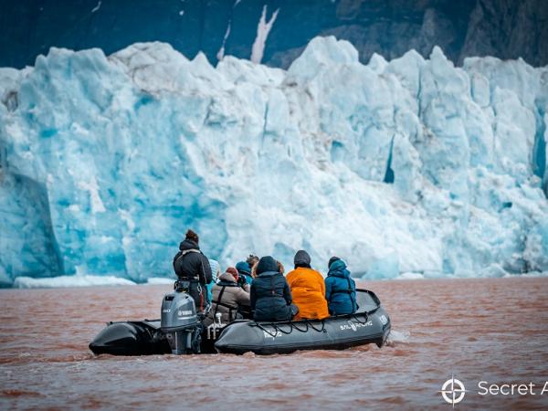 Arktis Tours - Spitzbergen im Eis – Fotoreise an Bord der MS Vikingfjord