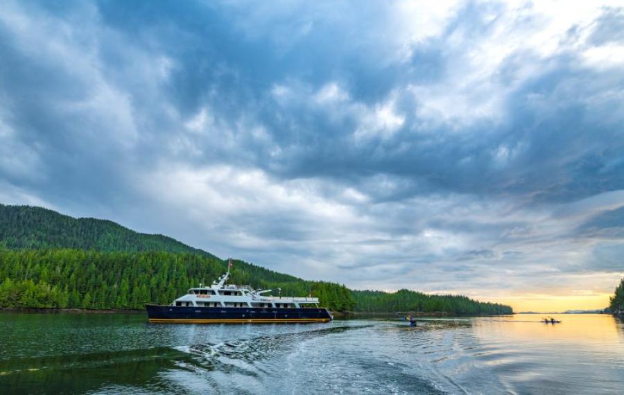 Arktis Tours, Maple Leaf Adventures, Cascadia Ankerplatz