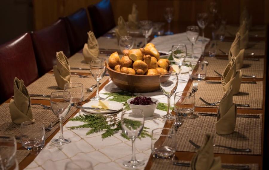 Arktis Tours, Maple Lead Adventures, Dinner Cascadia