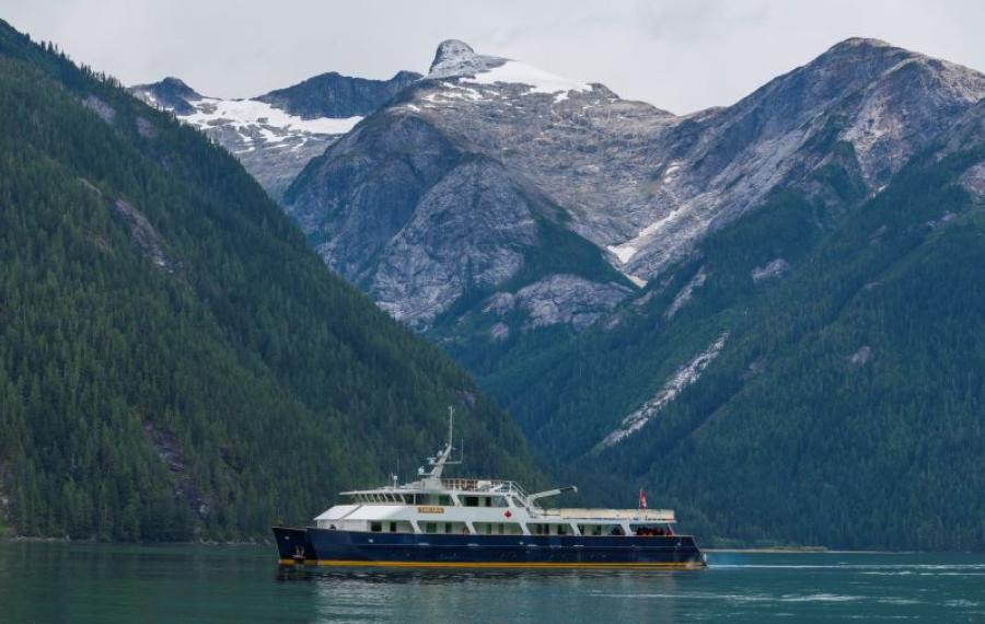 Arktis Tours, Maple Leaf Adventures, Great Bear Rainforest