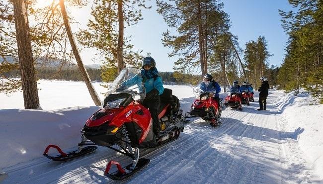 Arktis Tours - Abenteuer Nordlicht im Boutique Hotel Nangu