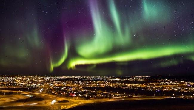 Arktis Tours - Polarlichter & Indian Summer auf Island - Reykjavik Polarlicht