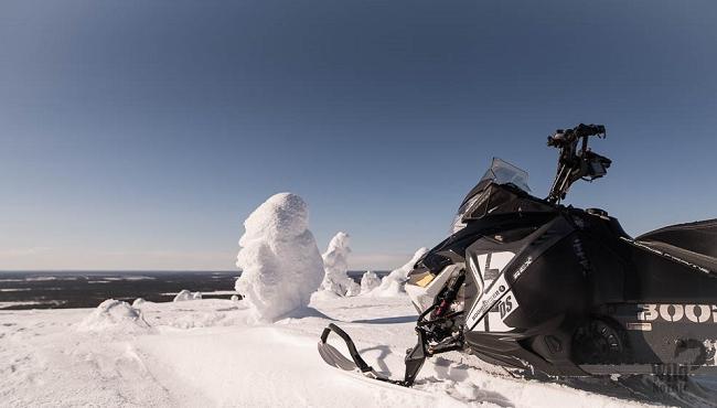 Arktis Tours - Fahrspaß garantiert – mit dem Snowmobil durch Finnland